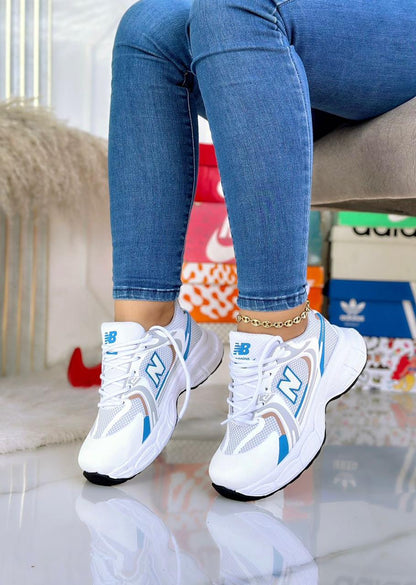 NUEVOS TENIS NB MUJER